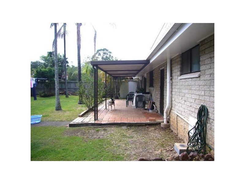 10 Clarinda Avenue, Springwood QLD 4127