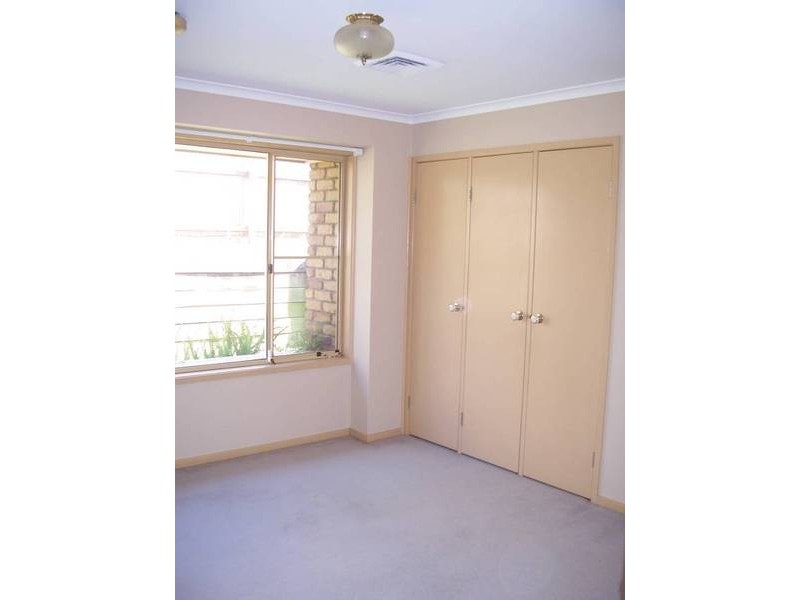 16 Kurru Street, Eight Mile Plains QLD 4113