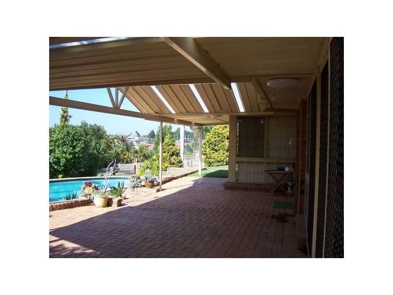 16 Kurru Street, Eight Mile Plains QLD 4113