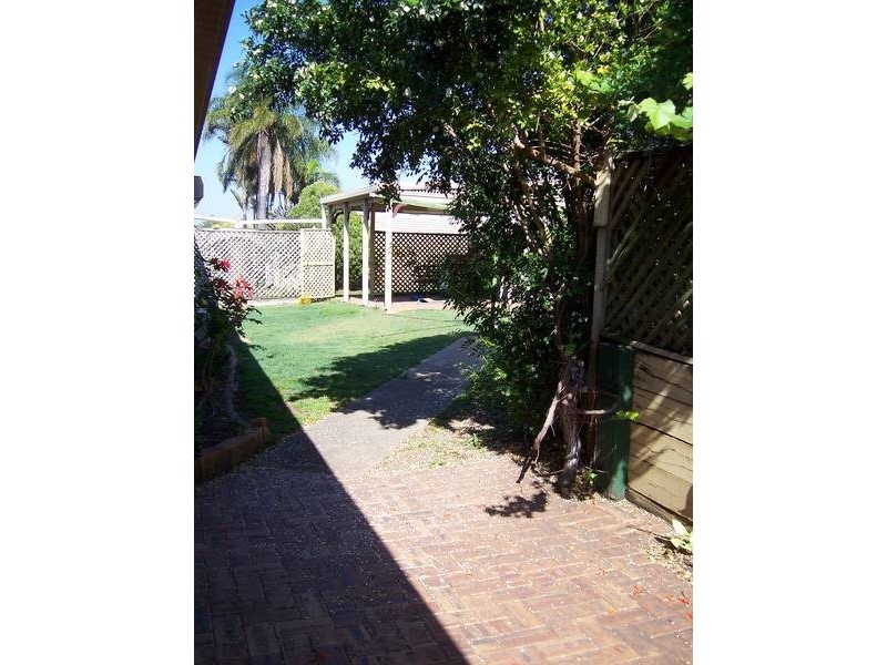 16 Kurru Street, Eight Mile Plains QLD 4113