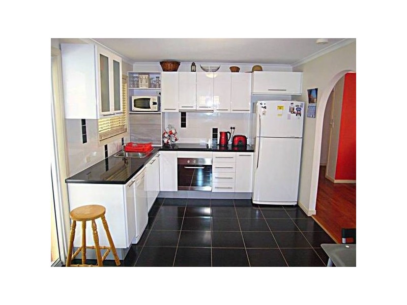 44 Veronica Avenue, Daisy Hill QLD 4127