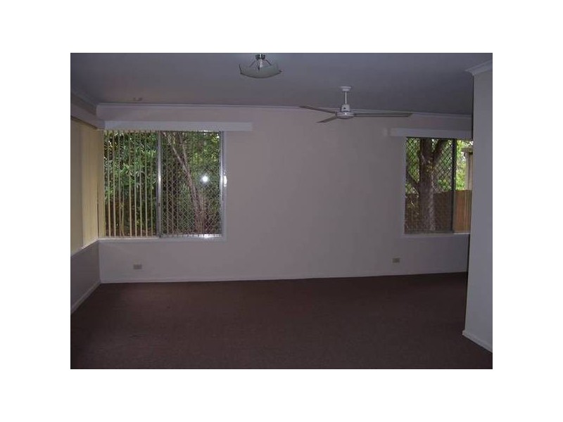 75 Cinderalla Drive, Springwood QLD 4127