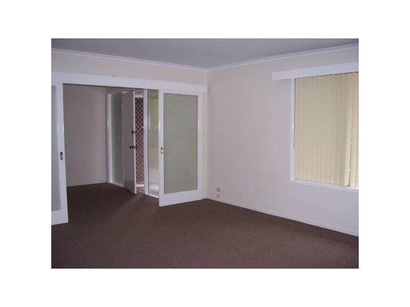 75 Cinderalla Drive, Springwood QLD 4127