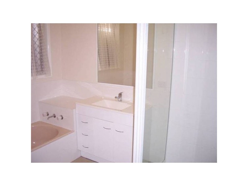 75 Cinderalla Drive, Springwood QLD 4127