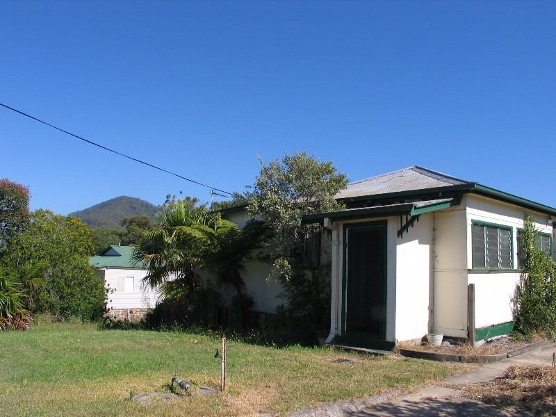 15 Renown Avenue, Shoalhaven Heads NSW 2535