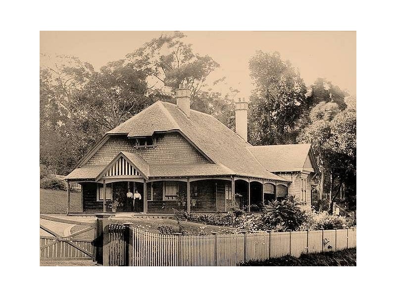 125 Brinawarr Street, Bomaderry NSW 2541