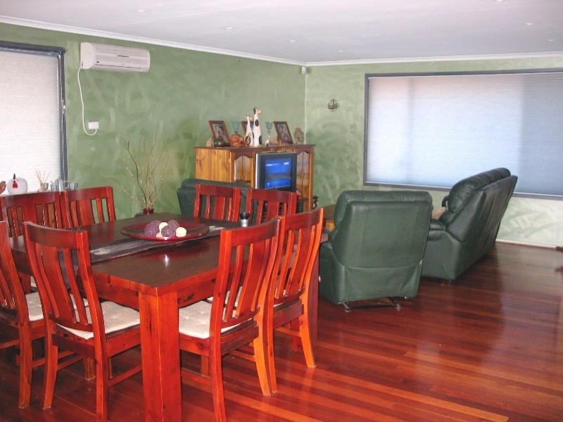 9 Lovegrove Street, Shoalhaven Heads NSW 2535