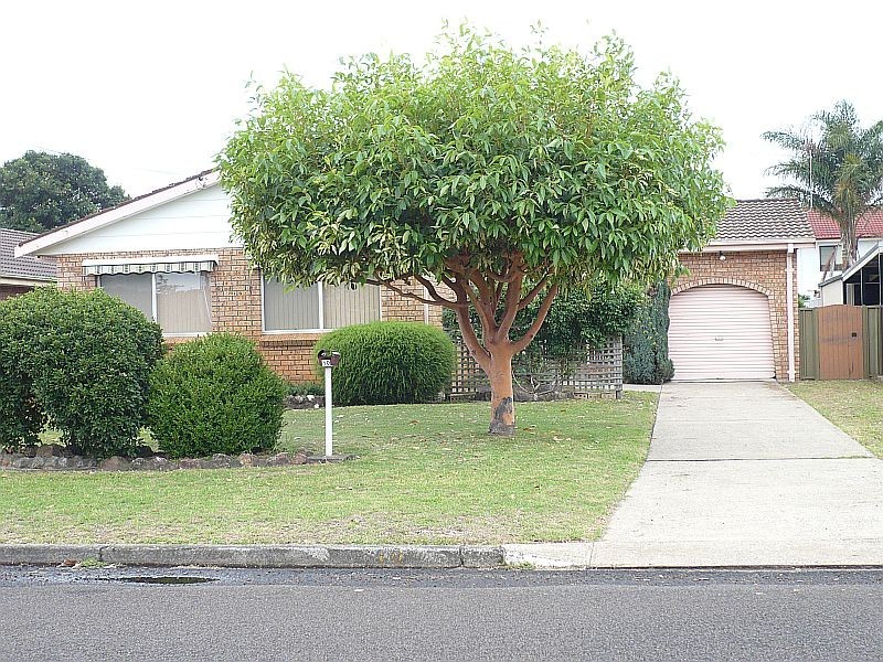 10 Oval Drive, Shoalhaven Heads NSW 2535