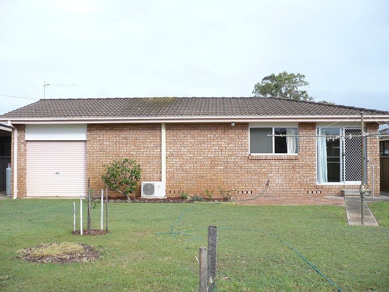 10 Oval Drive, Shoalhaven Heads NSW 2535