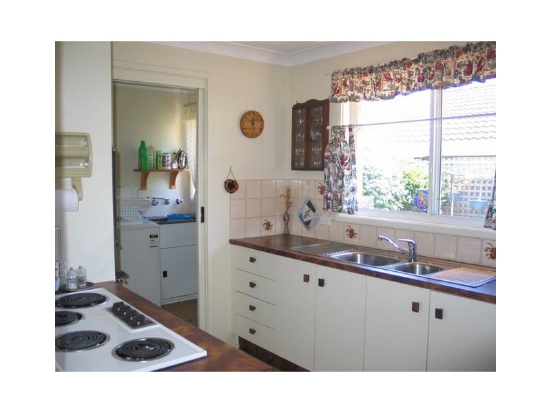 2/24 Jerry Bailey Road, Shoalhaven Heads NSW 2535