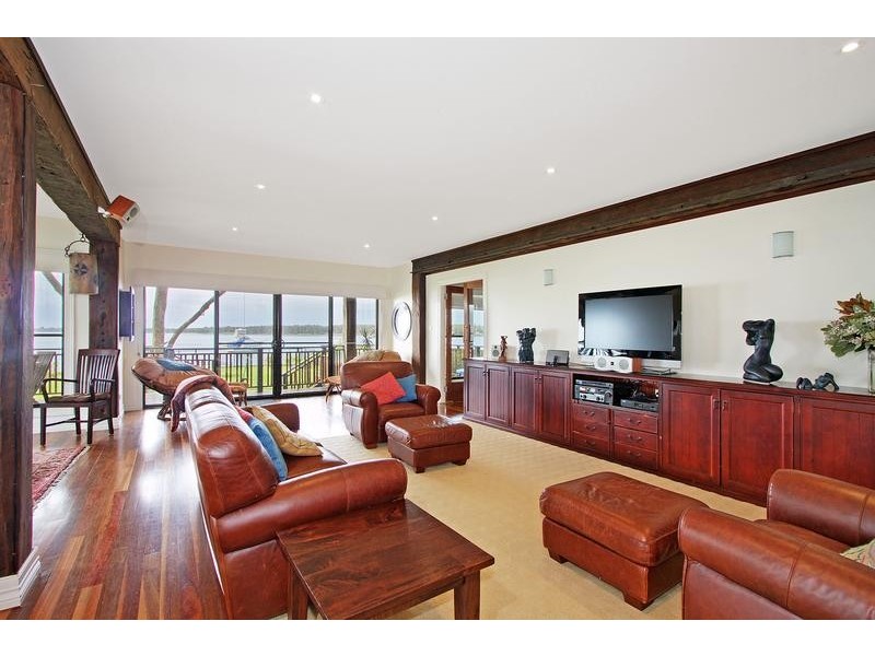 46 Hay Avenue, Shoalhaven Heads NSW 2535