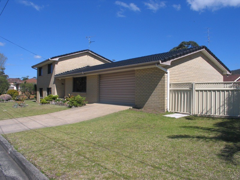 81 Scott Street, Shoalhaven Heads NSW 2535
