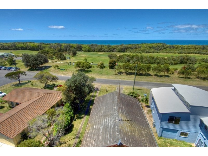 3 Staple Street, Shoalhaven Heads NSW 2535