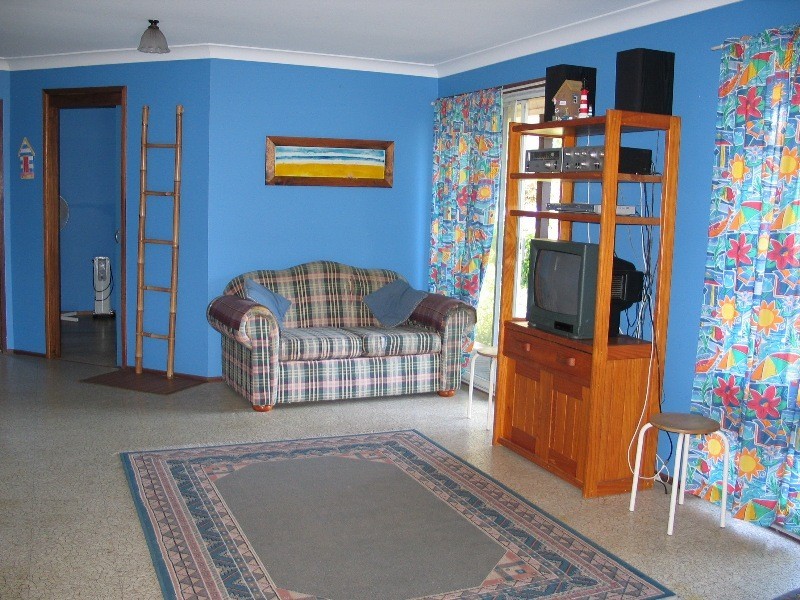 3 Staple Street, Shoalhaven Heads NSW 2535