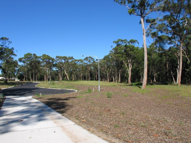 6 Discovery Place, Shoalhaven Heads NSW 2535