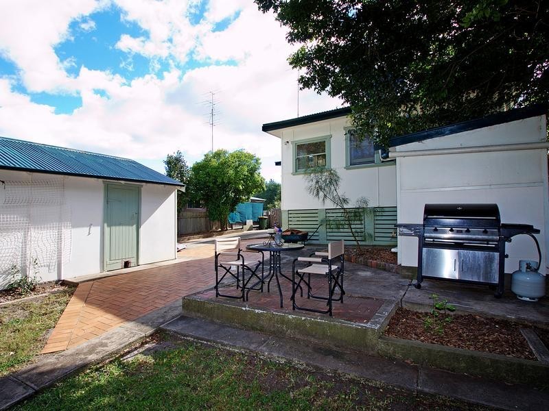 6 Ravenscliffe Road, Shoalhaven Heads NSW 2535