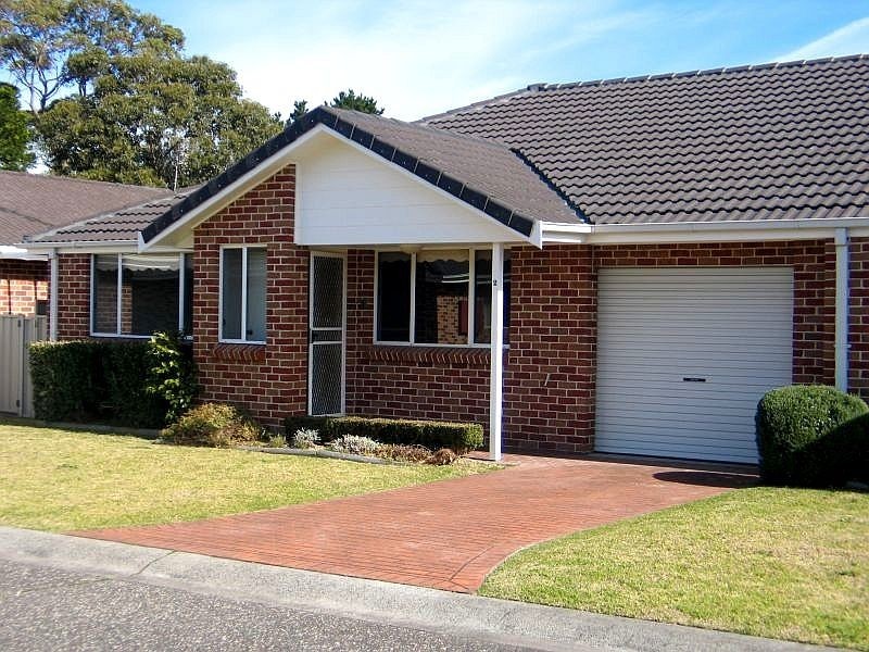 2/13 Davenport Street, Shoalhaven Heads NSW 2535