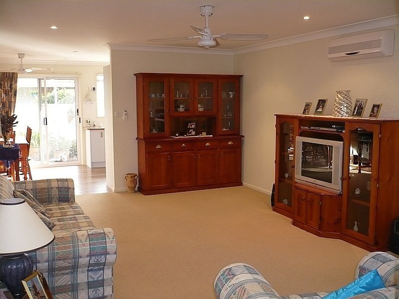 2/13 Davenport Street, Shoalhaven Heads NSW 2535