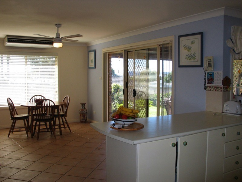 6 Mountain Ash Place, Worrigee NSW 2540