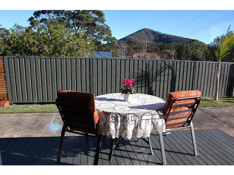 14 Ravenscliffe Road, Shoalhaven Heads NSW 2535