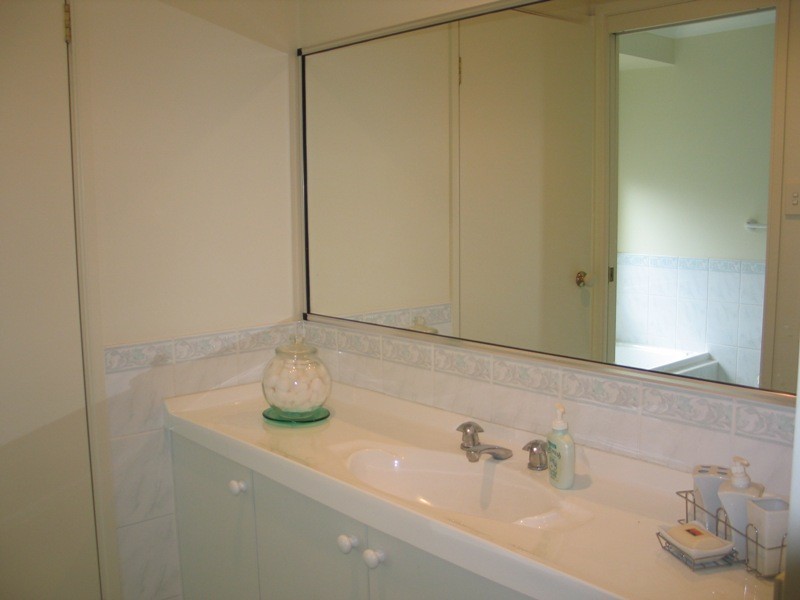 38 McIntosh Street, Shoalhaven Heads NSW 2535