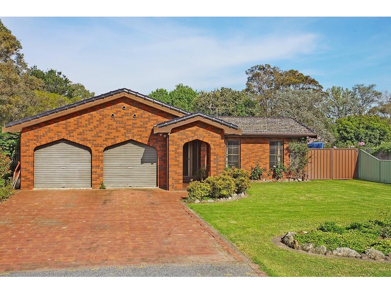17 Mathews Street, Shoalhaven Heads NSW 2535