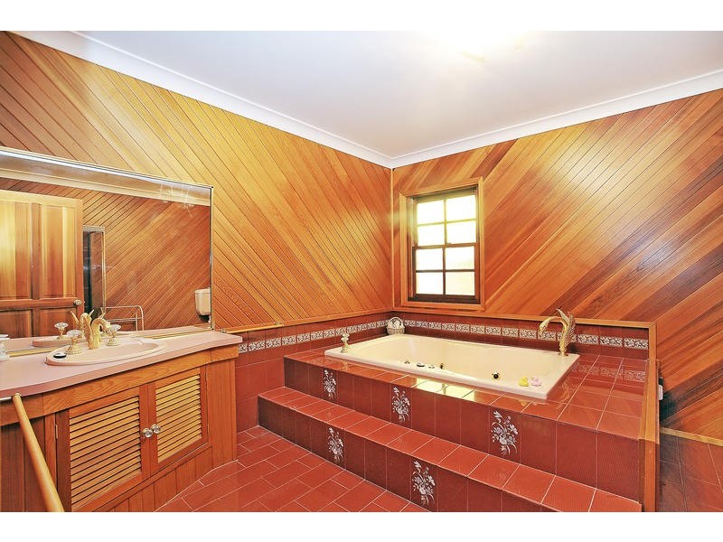 17 Mathews Street, Shoalhaven Heads NSW 2535