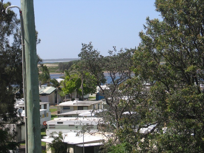 32 McIntosh Street, Shoalhaven Heads NSW 2535