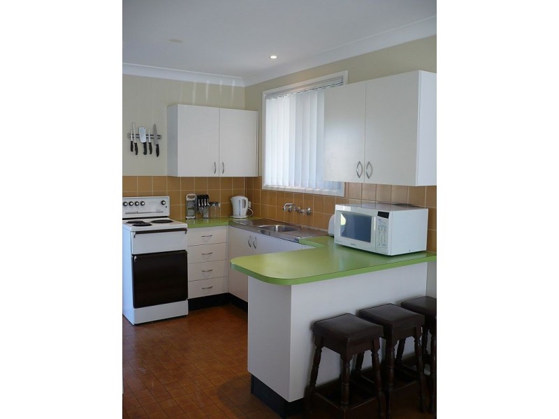 10 Aspinall Street, Shoalhaven Heads NSW 2535