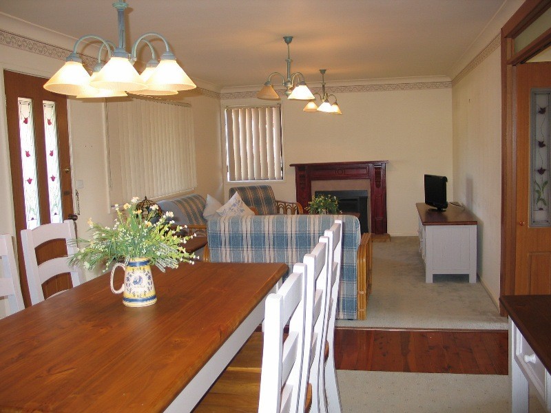 7 Shackleton St, Shoalhaven Heads NSW 2535