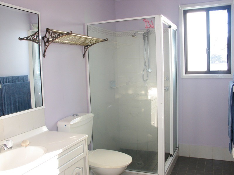 7 Shackleton St, Shoalhaven Heads NSW 2535