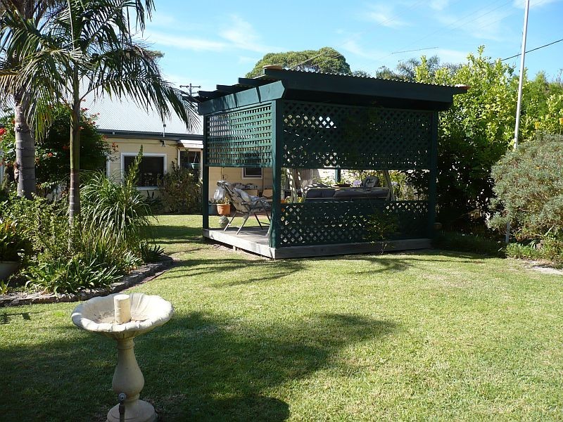 1 River Road, Shoalhaven Heads NSW 2535