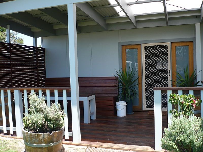 12 Ravenscliffe Road, Shoalhaven Heads NSW 2535