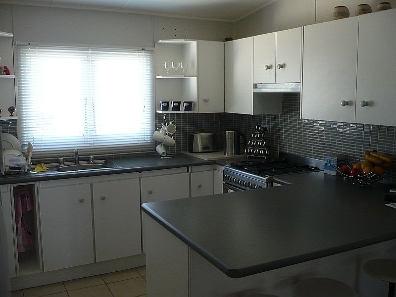 12 Ravenscliffe Road, Shoalhaven Heads NSW 2535