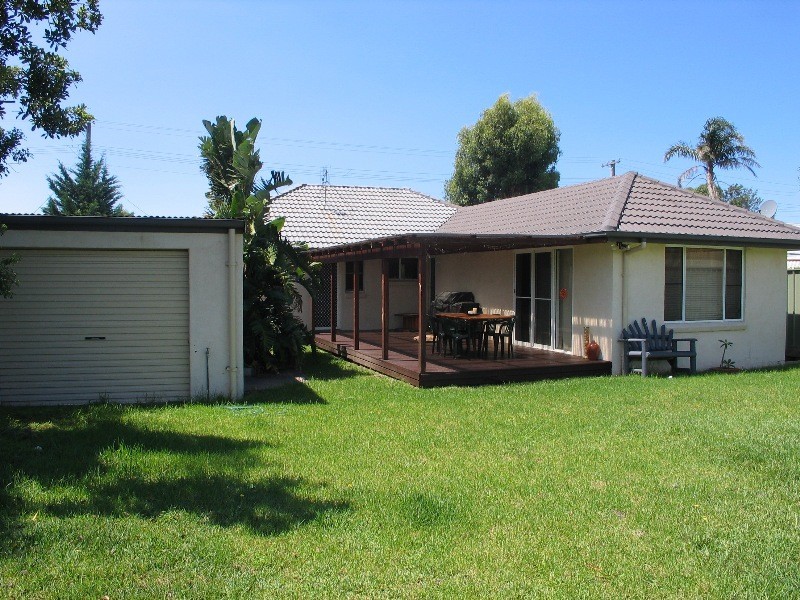 21 Amundsen Avenue, Shoalhaven Heads NSW 2535