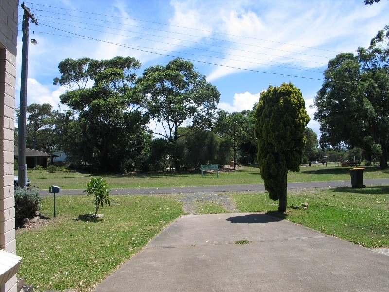 2 David Berry Street, Shoalhaven Heads NSW 2535