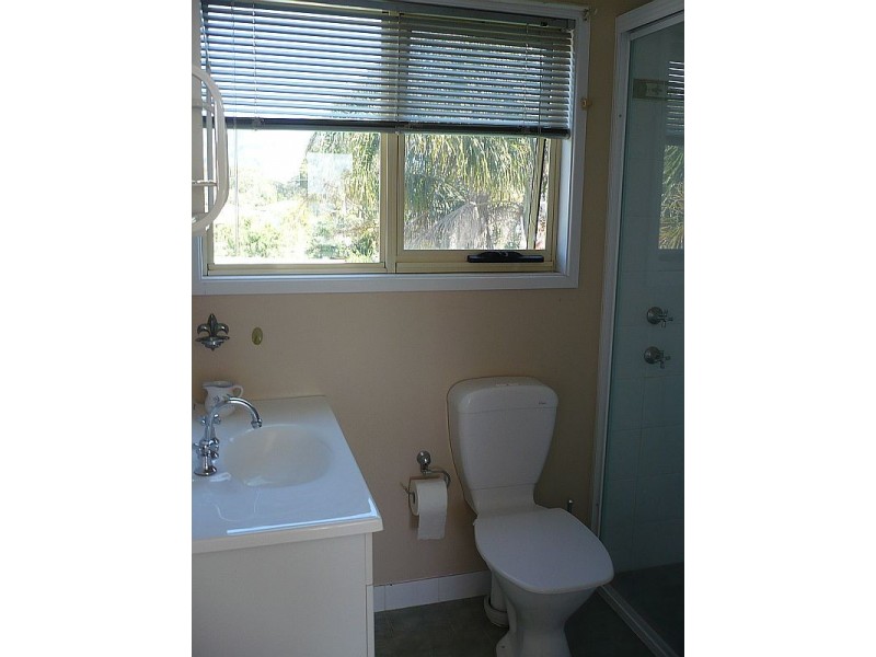 1 River Road, Shoalhaven Heads NSW 2535