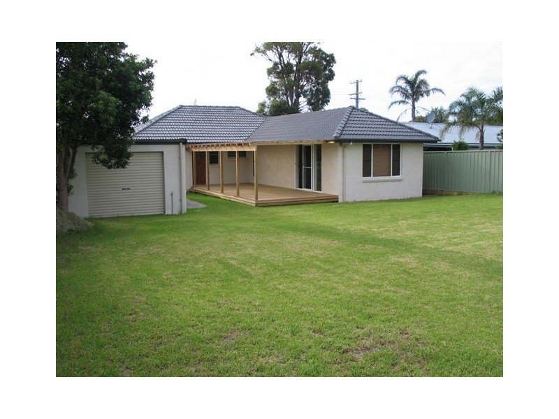 21 Amundsen Avenue, Shoalhaven Heads NSW 2535