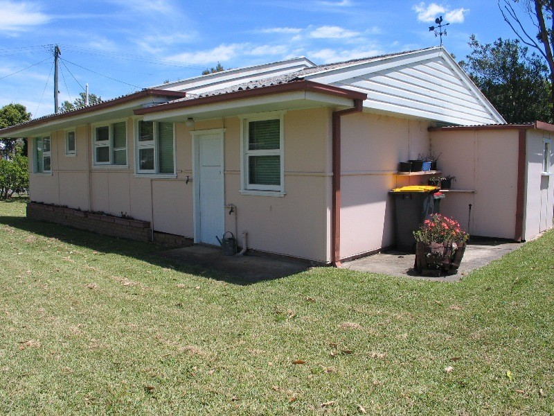 126 Shoalhaven Heads Road, Shoalhaven Heads NSW 2535