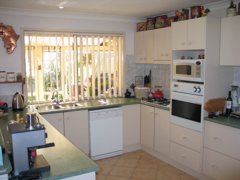 26 Scott Street, Shoalhaven Heads NSW 2535