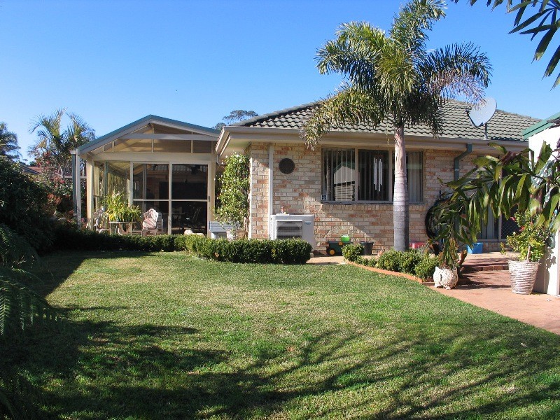 26 Scott Street, Shoalhaven Heads NSW 2535