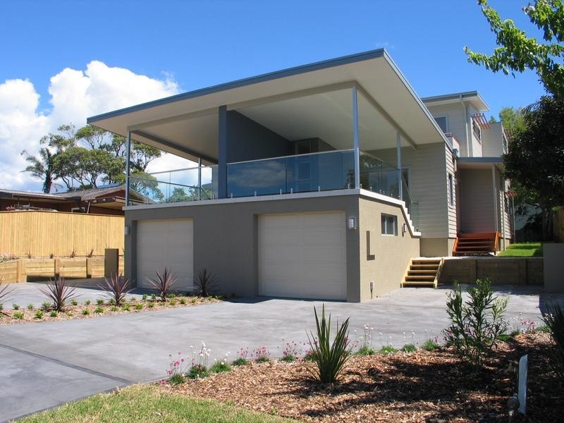 30 McIntosh Street, Shoalhaven Heads NSW 2535
