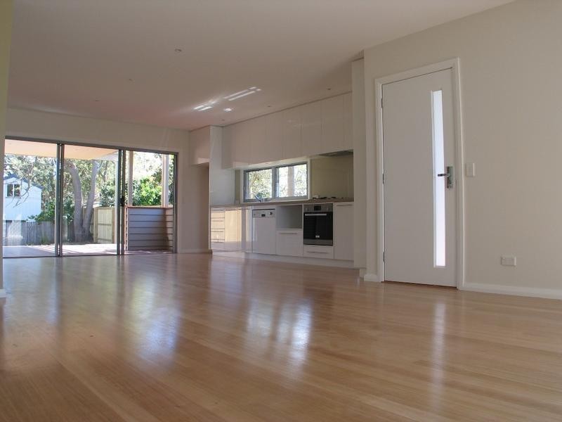 30 McIntosh Street, Shoalhaven Heads NSW 2535