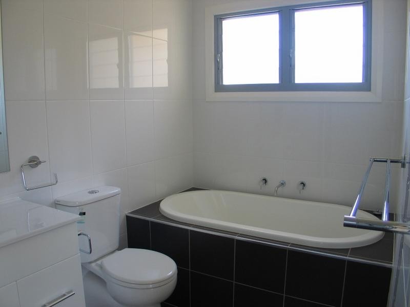 30 McIntosh Street, Shoalhaven Heads NSW 2535