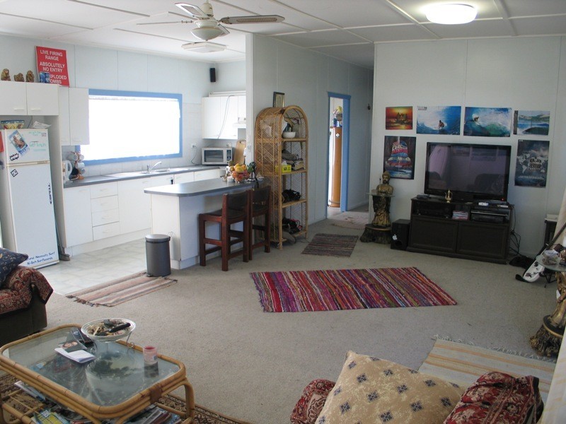 18 McIntosh Street, Shoalhaven Heads NSW 2535
