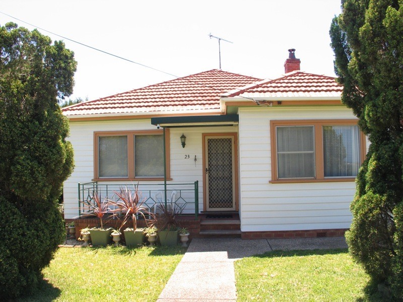 23 River Road, Shoalhaven Heads NSW 2535