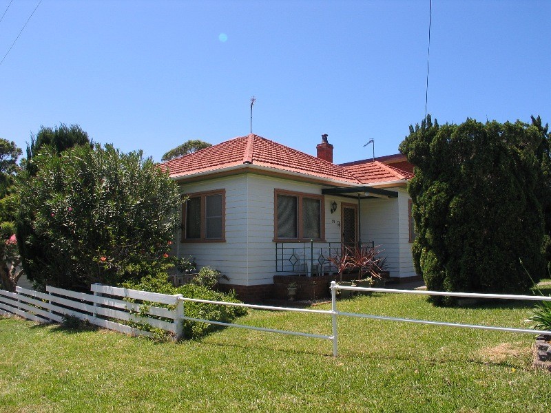 23 River Road, Shoalhaven Heads NSW 2535