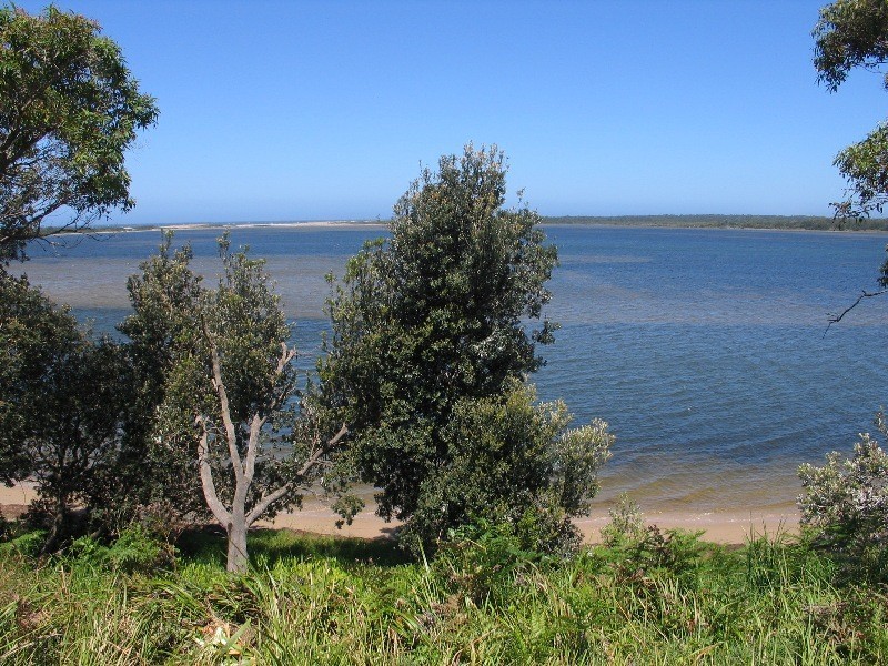 23 River Road, Shoalhaven Heads NSW 2535