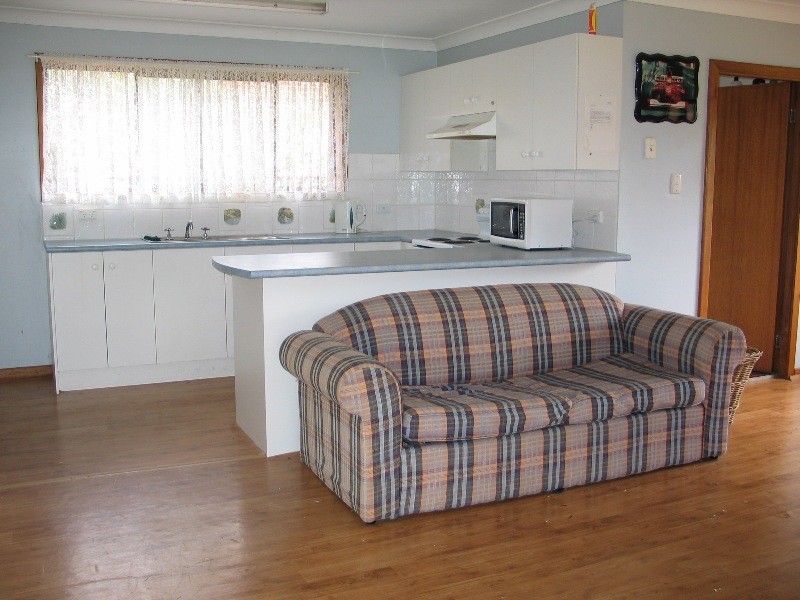 17a Mathews Street, Shoalhaven Heads NSW 2535