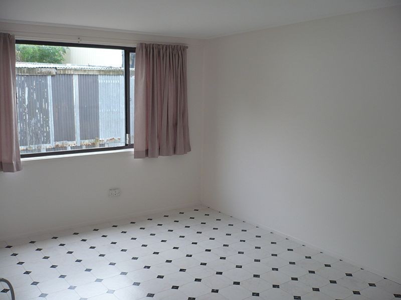 61 River Road, Shoalhaven Heads NSW 2535